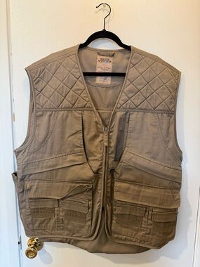 Master Sportsman Men's Quilted Utility Vest - Khaki